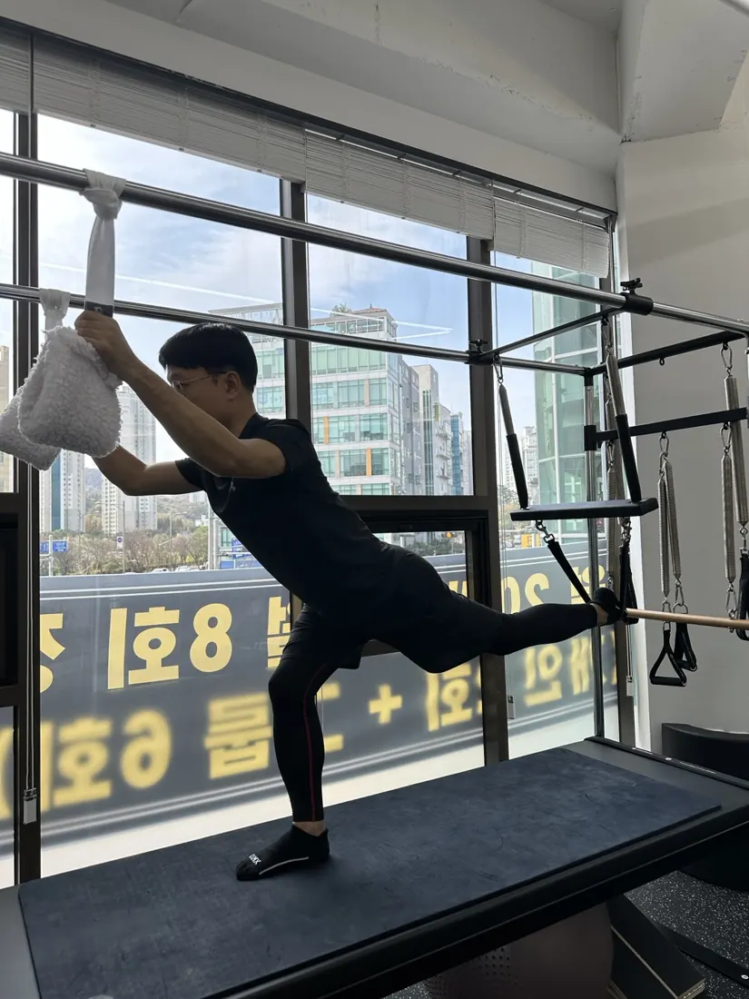 전신 근력 기구 운동 수업 — 판교·광교 필라테스 바디네이션