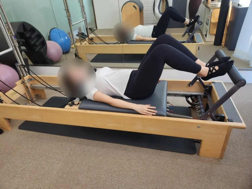 산후 복직근 이개 운동 수업 — 판교·광교 필라테스 바디네이션